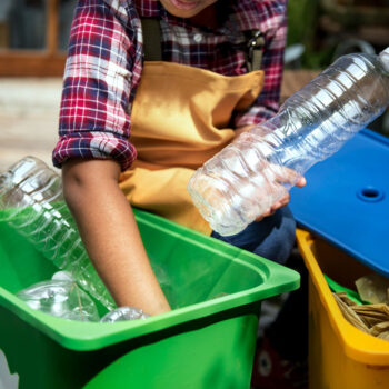 Plastic-Recycling Plastic recycling process by Petratech Extrusion